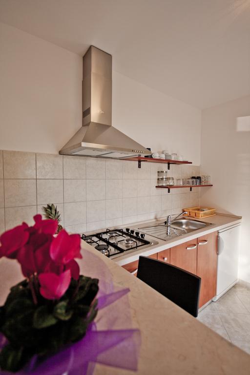Guesthouse Toticevi Rijeka Ruang foto